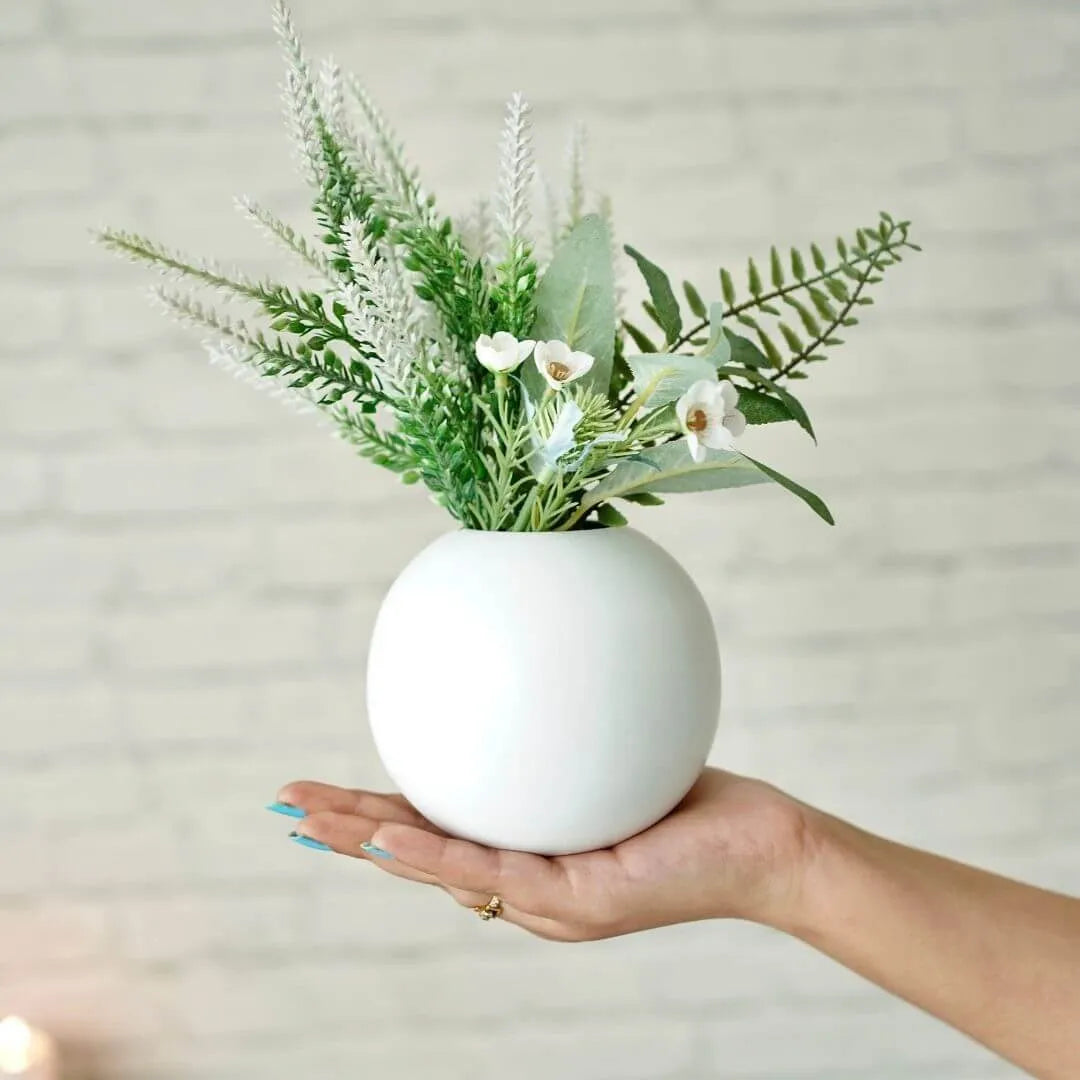 Ball Flower vase white Small