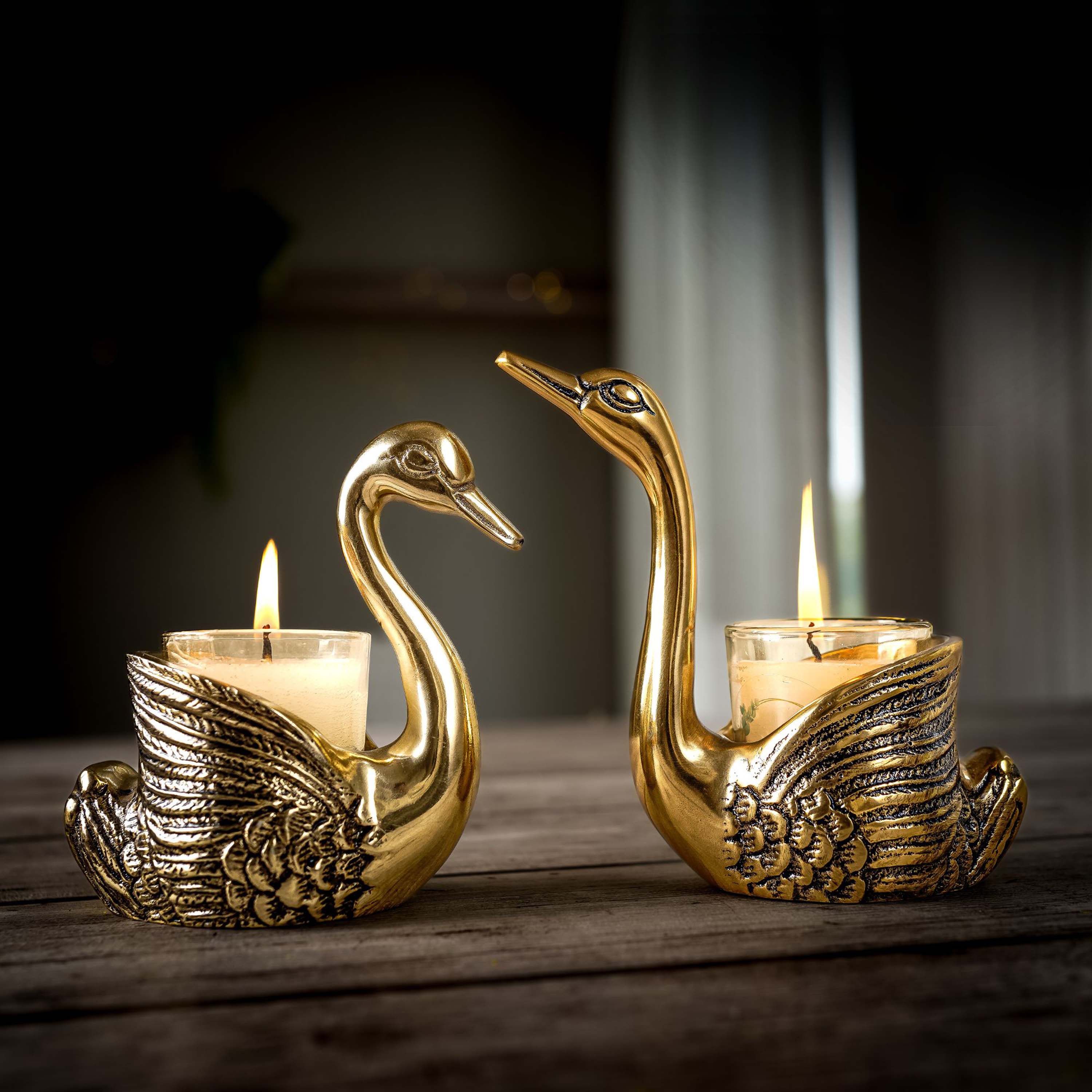 Metal Pair of Swans Candle Holders, (with candles)