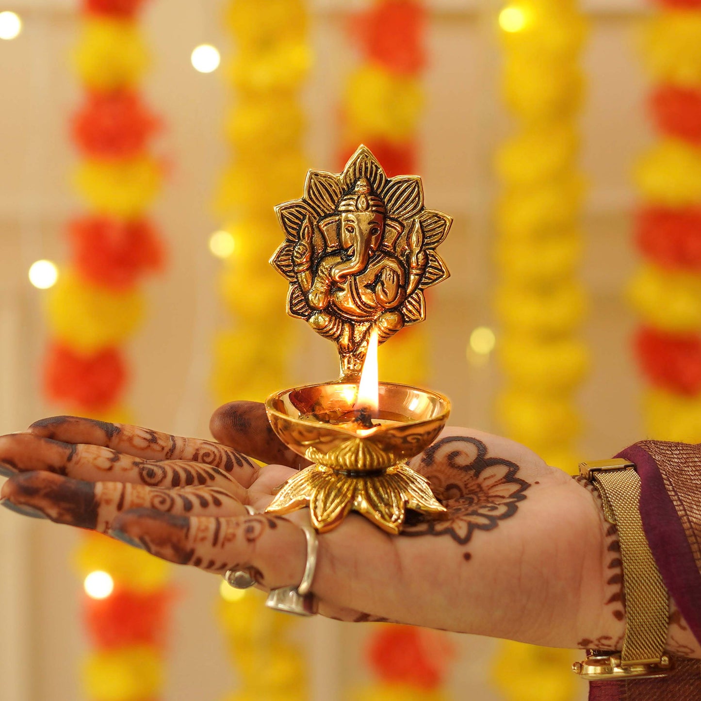 diyas decoration, Diwali Gift, Diwali Gifts, brass diyas, brass diya for gift, Diwali gifting, diyas decoration,	lotus brass diya, housewarming diyas, Ganesh diya