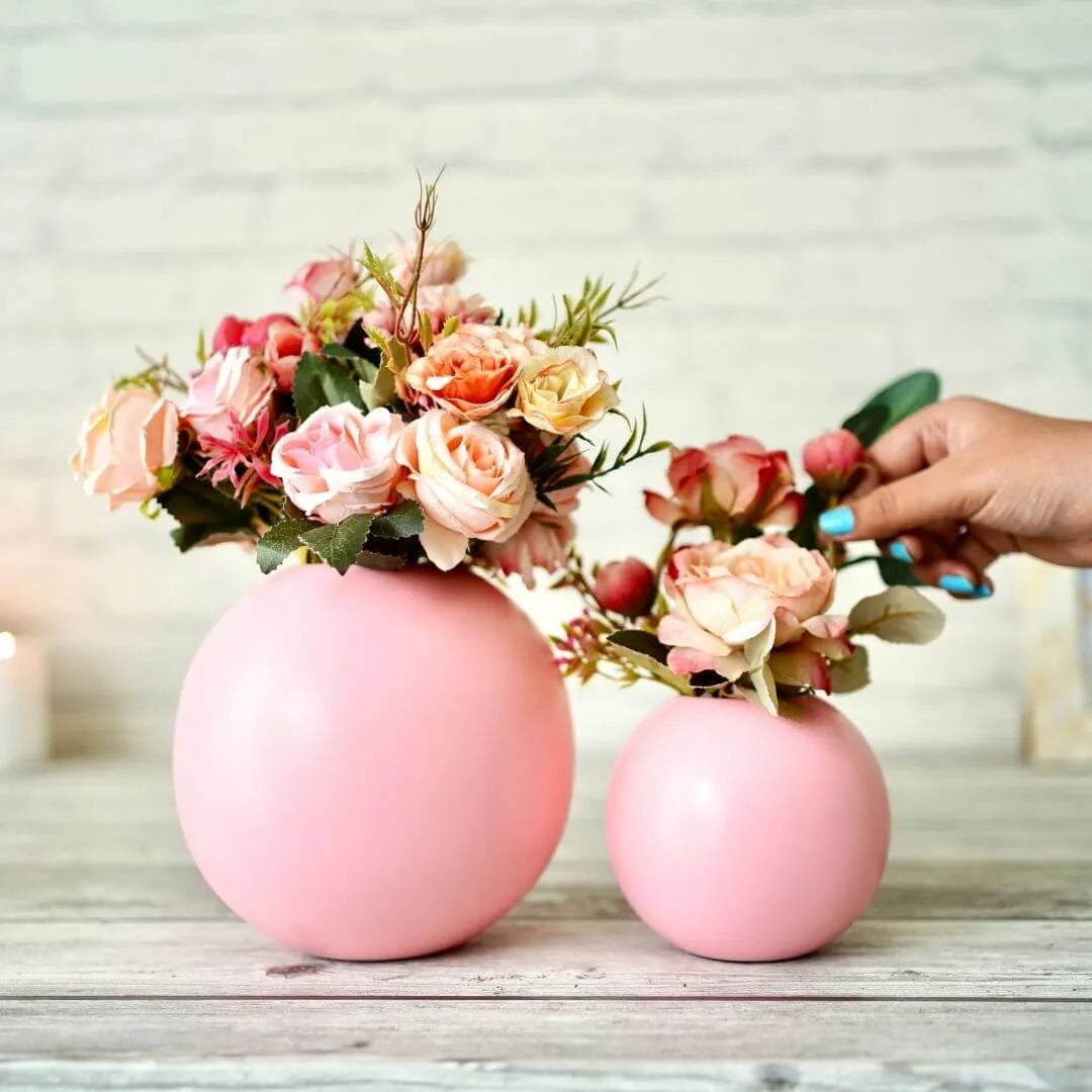 Metal ball flower vase pink set of 2 
