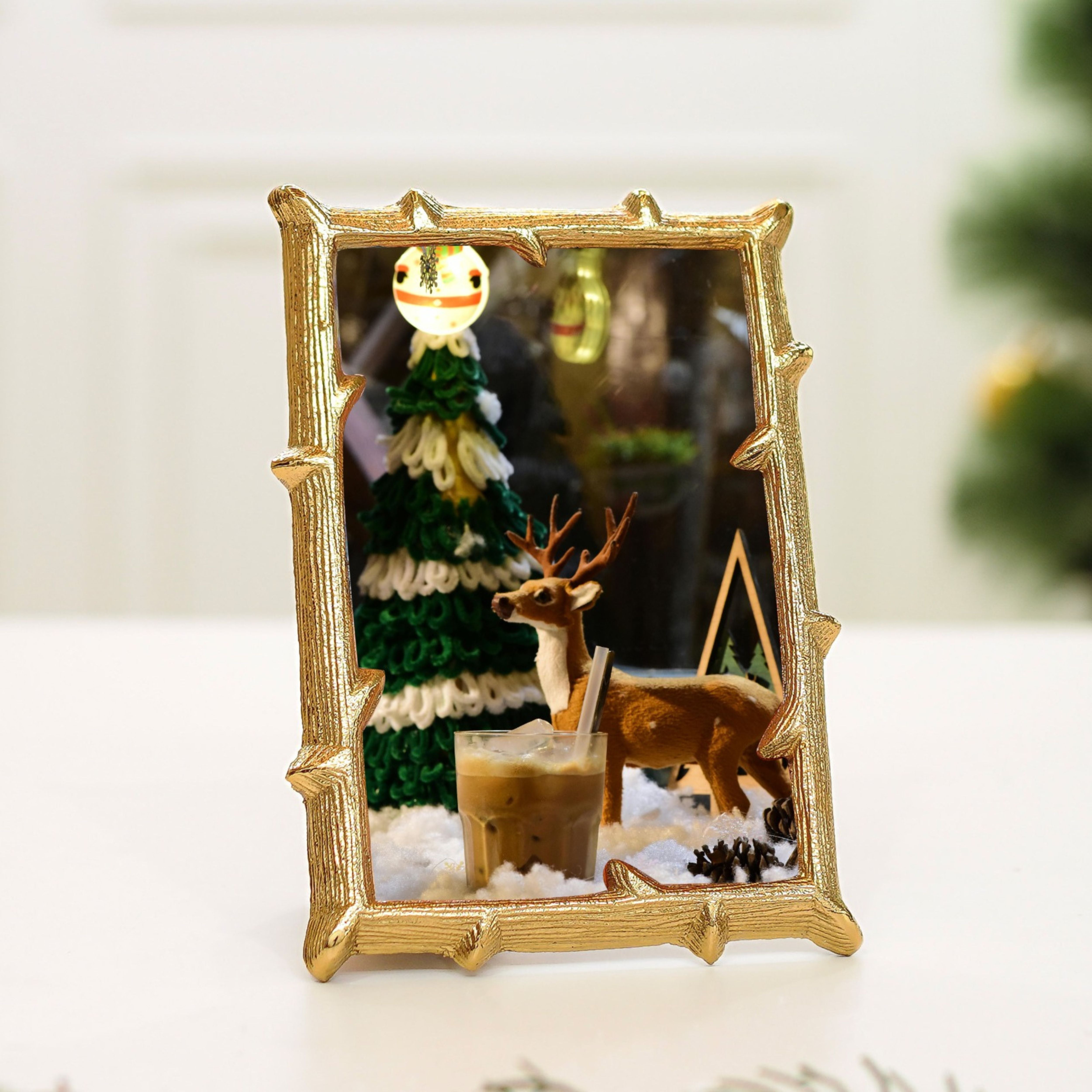 Metal Twig Frame, Gold- (4x6)