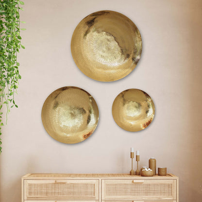 Golden Ripple Texture Wall Plates, Set