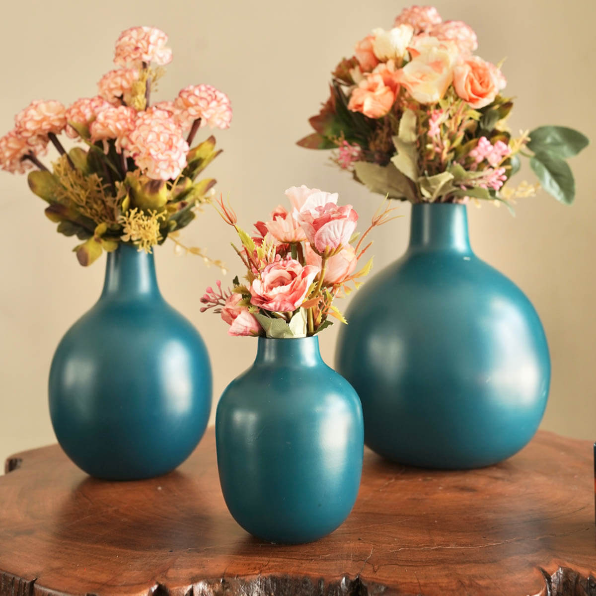 Artificial flowers in vase Set of 3 
