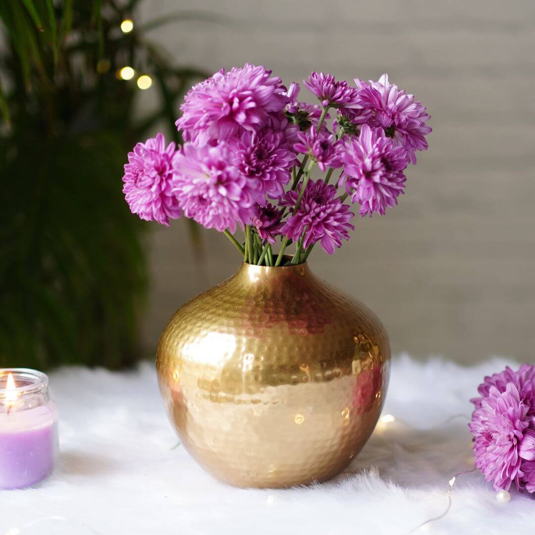 Metal hammered Flower vase - Small 