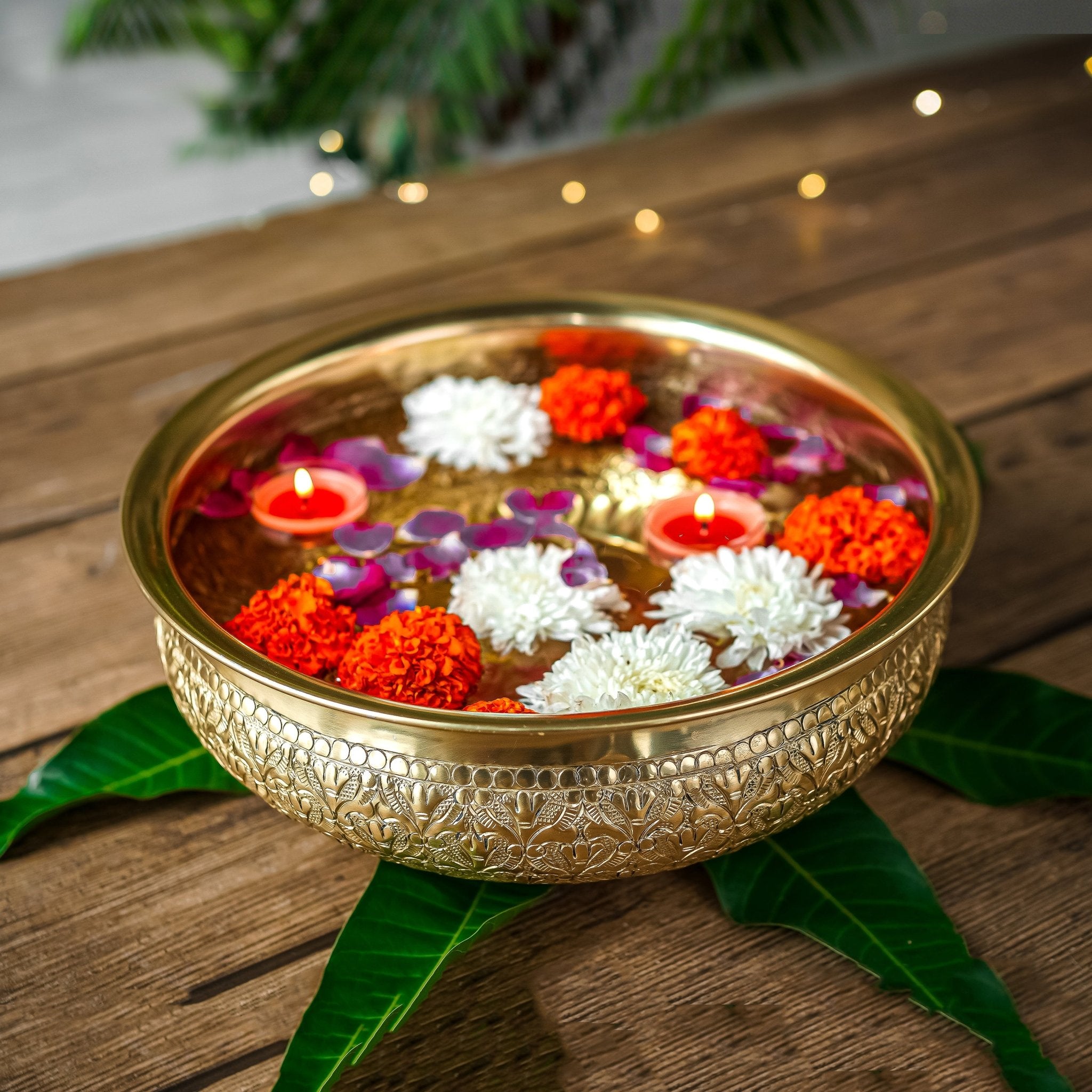 Metal Urli, Traditional urli bowl, Floating flower urli