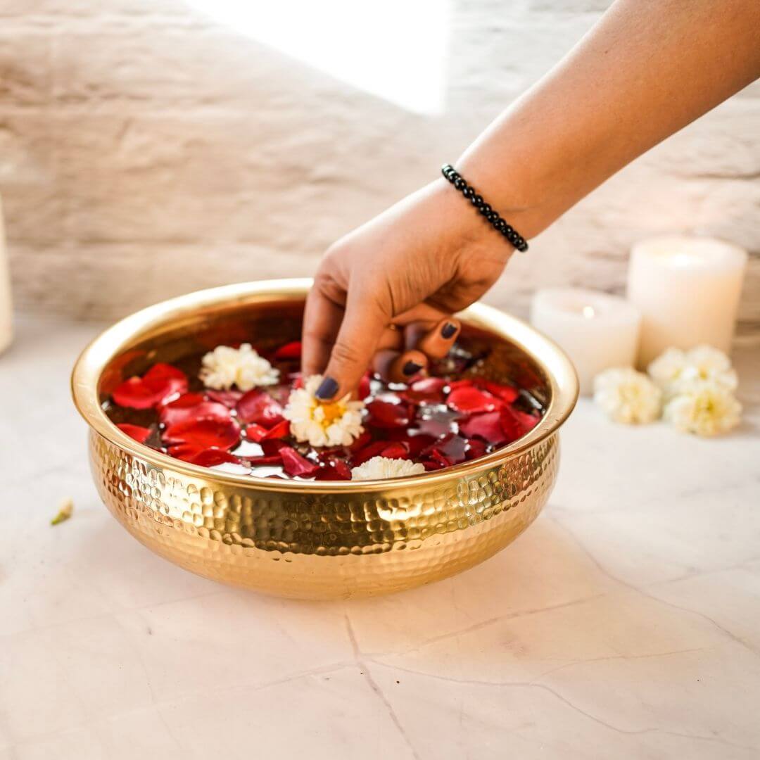 Metal Urli, Metal urli bowl, Traditional urli bowl, Floating flower urli