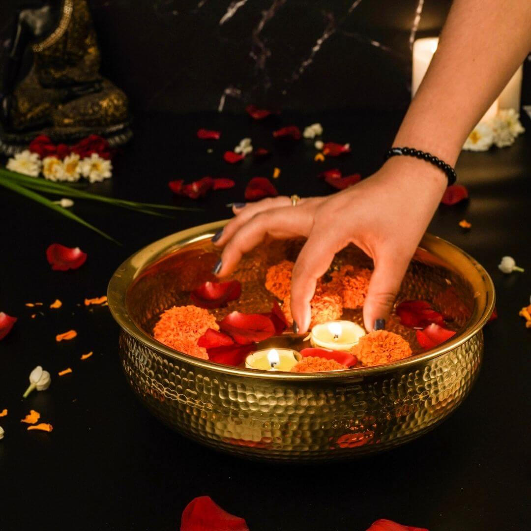 Metal Urli, Metal urli bowl, Traditional urli bowl, Floating flower urli