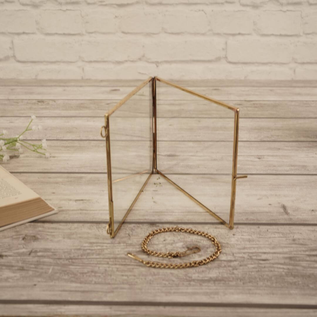 Floating frame, glass photo frame, gifts for her, birthday gift, gift ideas