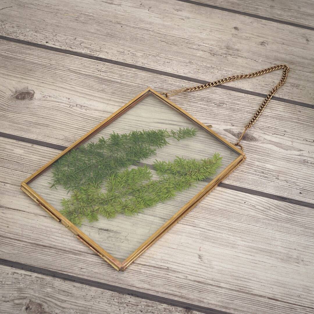 Floating frame, glass photo frame, gifts for her, anniversary gifts, gift ideas