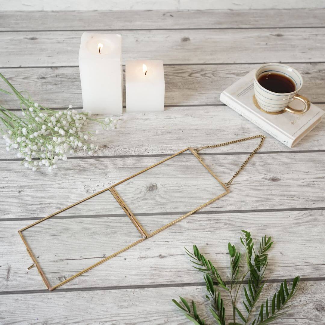 Floating frame, glass photo frame, gifts for her, anniversary gifts, gift ideas