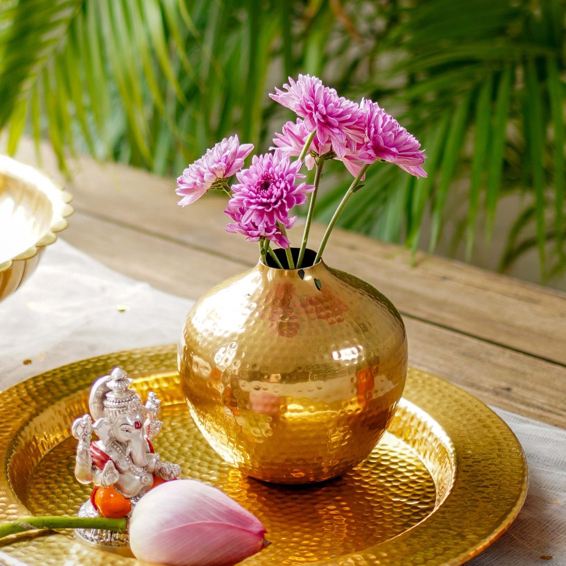 Hammered Metal Flower Vase Small | Gold - Behoma