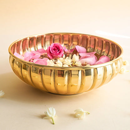 Metal Urli, Metal urli bowl, Traditional urli bowl, Floating flower urli, Decorative urli bowl