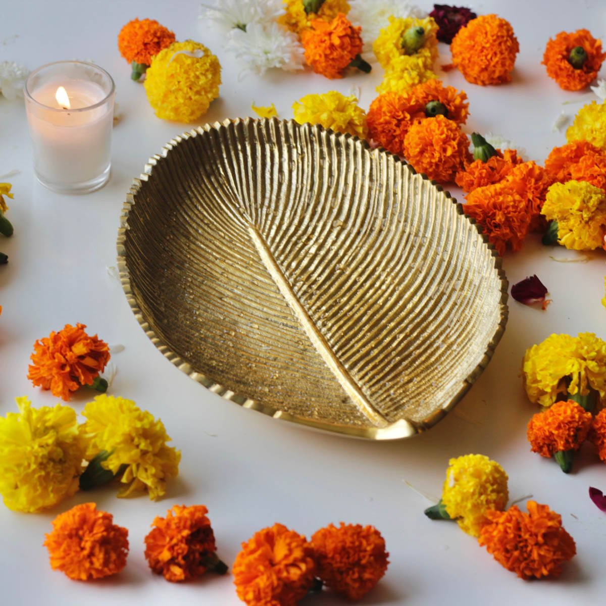 Metal decorative tray, Metal serving tray, Decorative metal platter, Large
