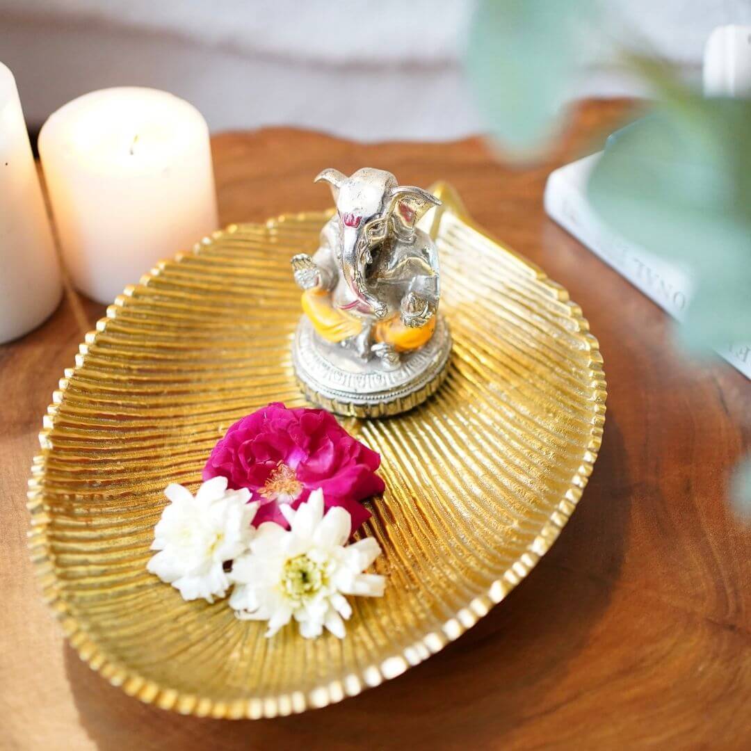Metal decorative tray, Metal serving tray, Decorative metal platter, Small