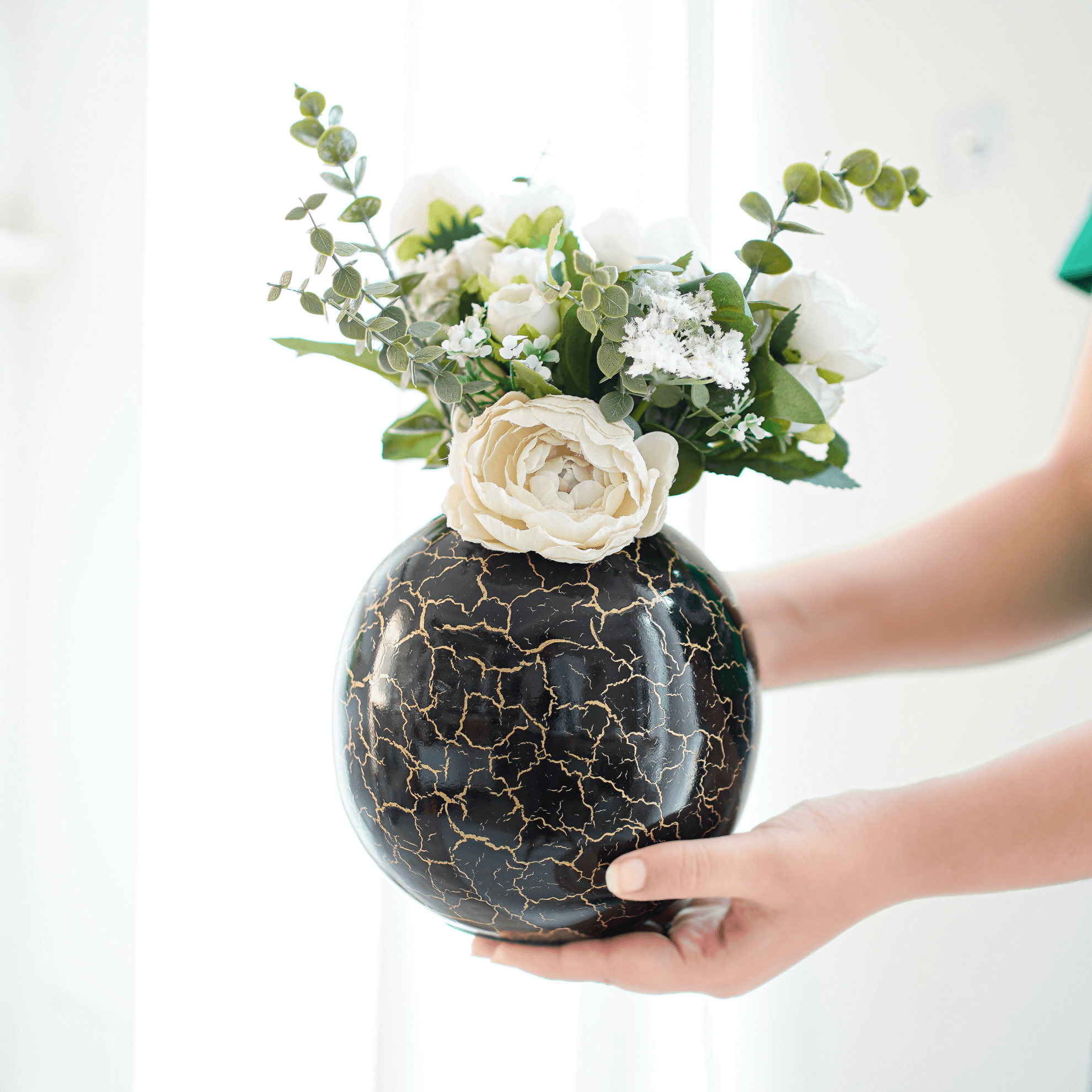 Metal Ball Flower Vase - Behoma