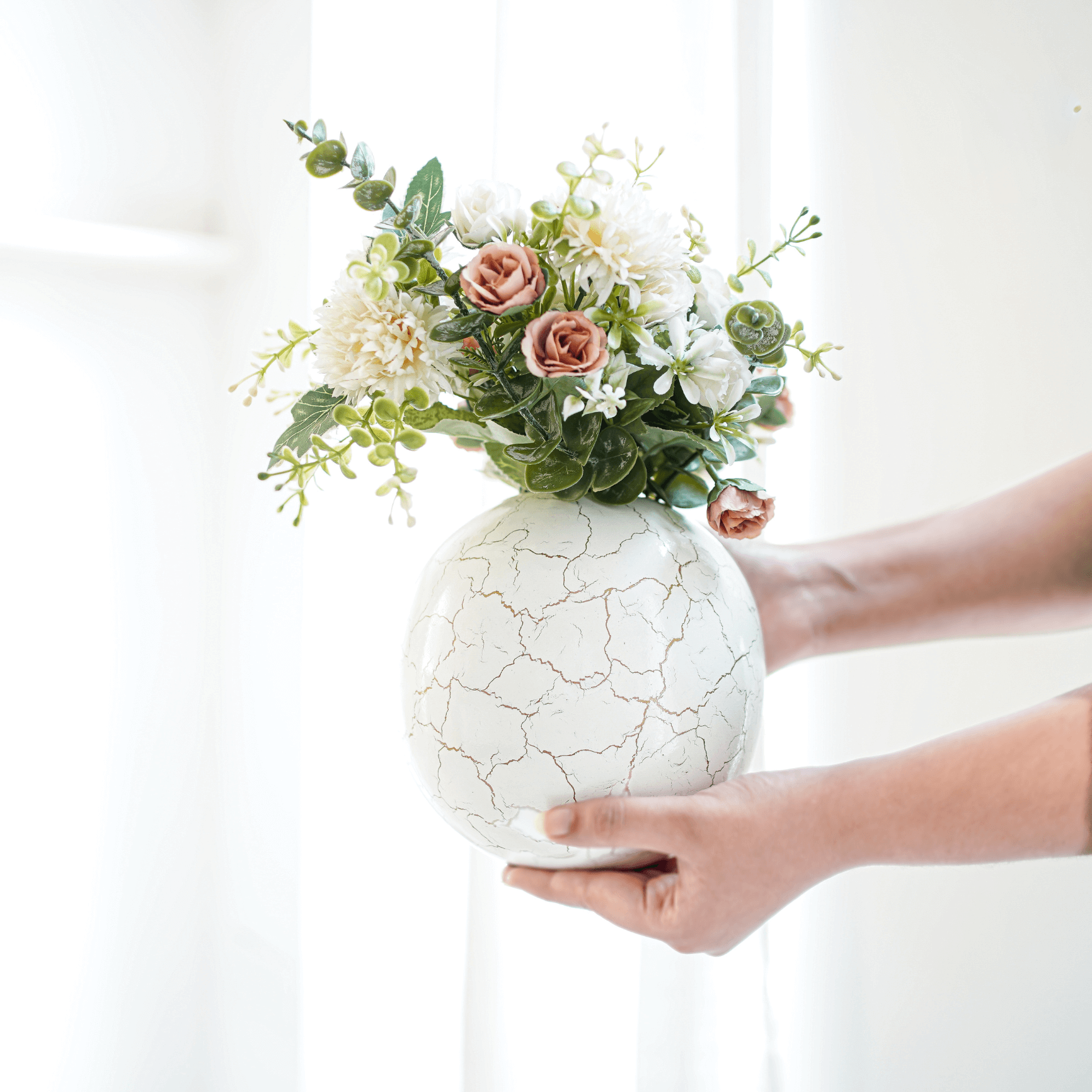 Metal Ball Flower Vase | White - Behoma