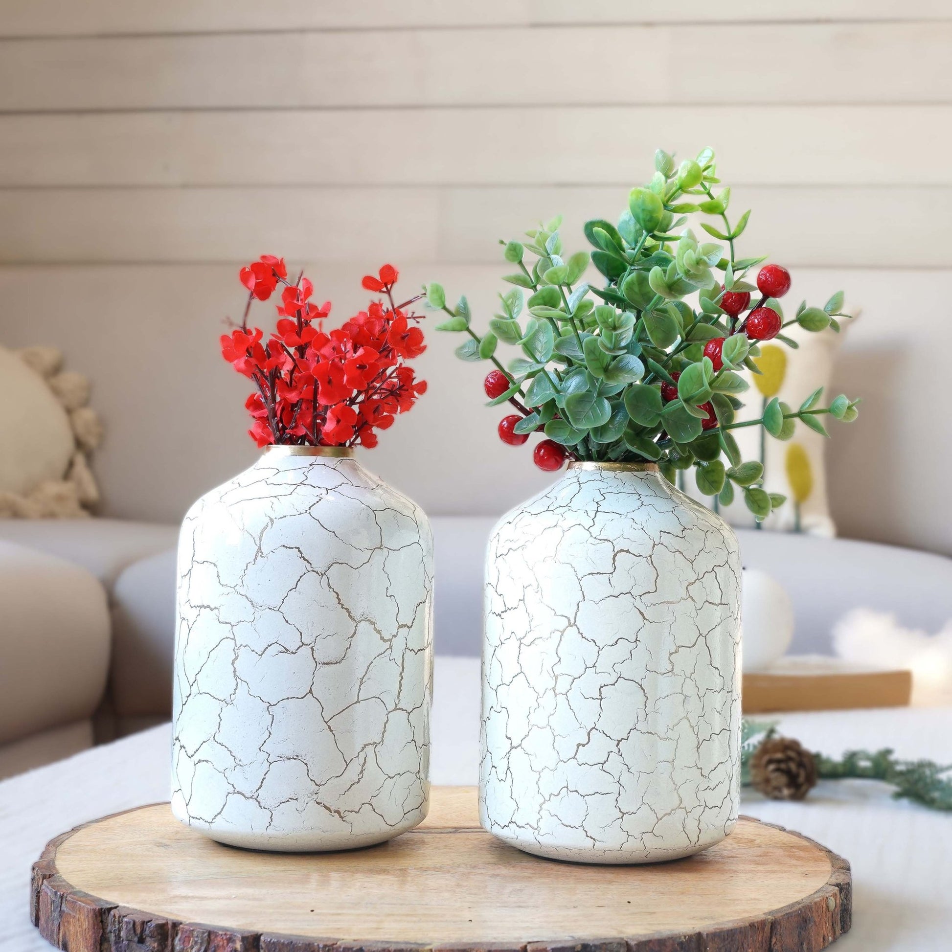 Metal Bottle Flower Vase, Off white  - Behoma