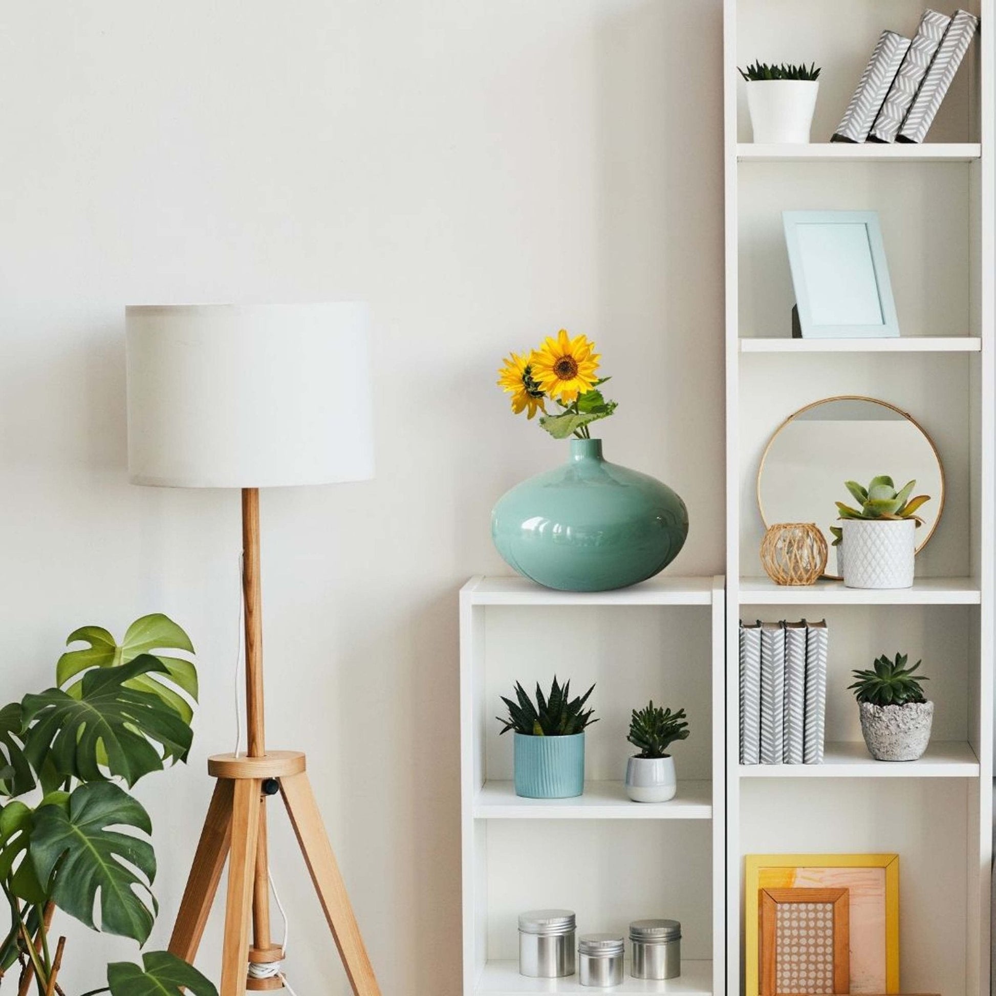 Metal Flower Vase | Sea Mist Green - Behoma