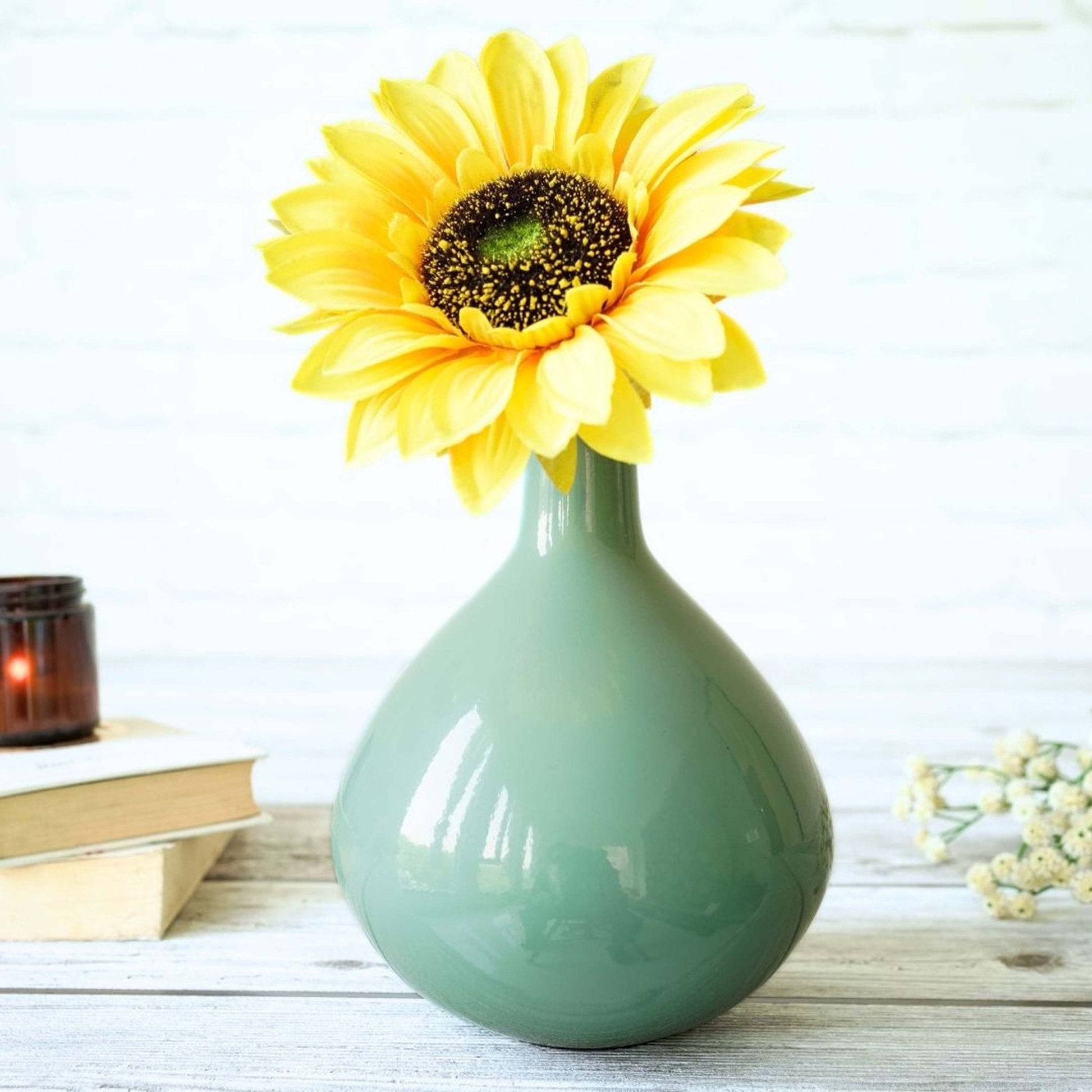 Metal Flower Vase | Sea Mist Green - Behoma