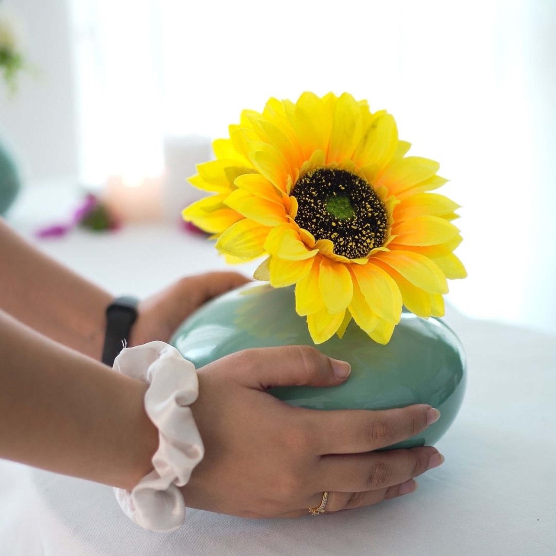 Metal Flower Vase | Sea Mist Green - Behoma