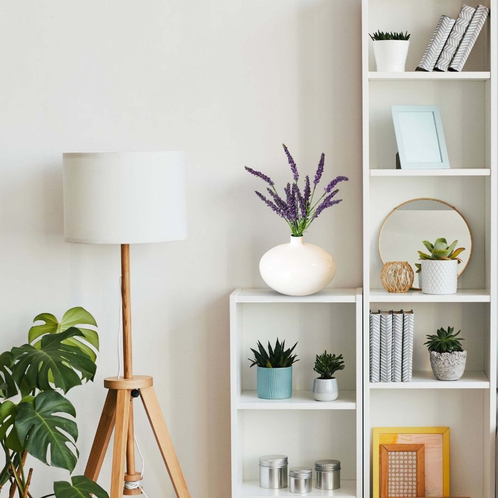 Metal Flower Vase | White - Behoma