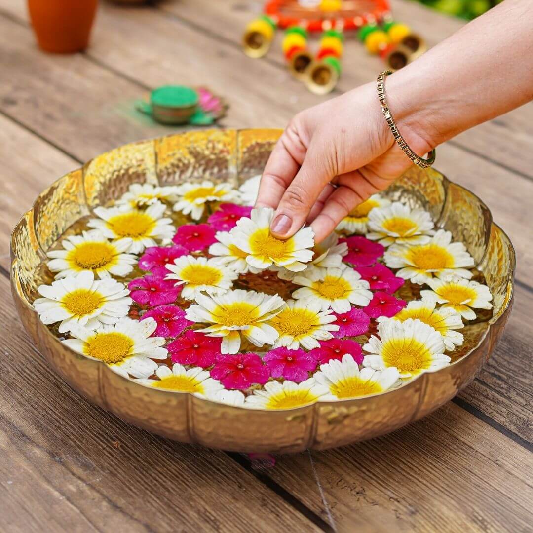 Metal Urli, Metal urli bowl, Traditional urli bowl, Floating flower urli