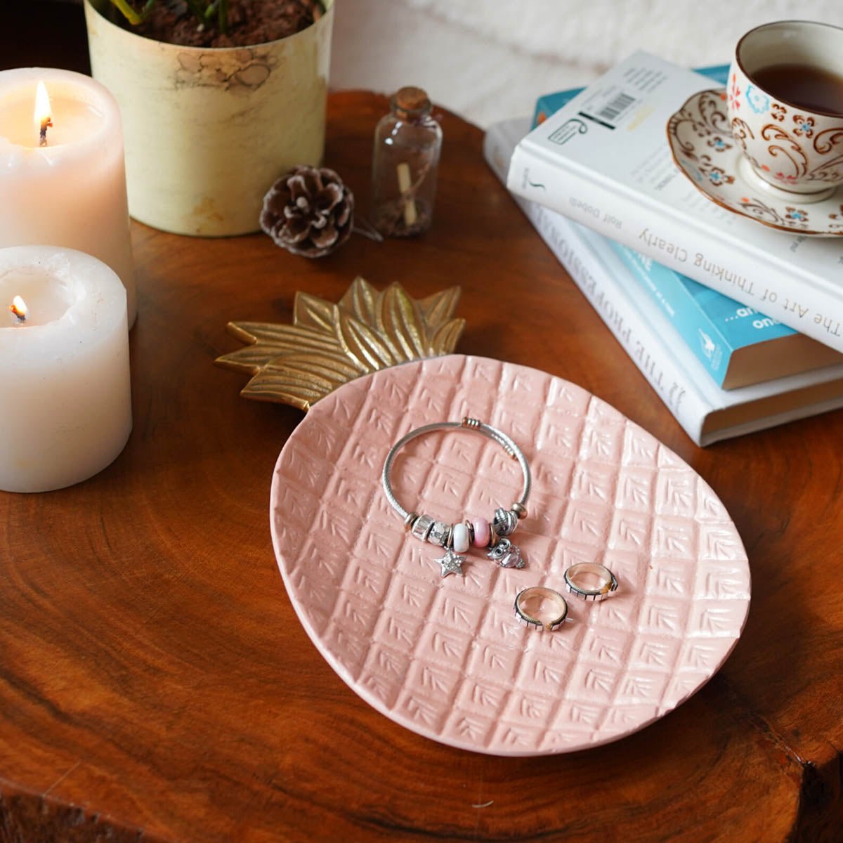 Metal decorative tray, Metal serving tray, Decorative metal platter, Pink